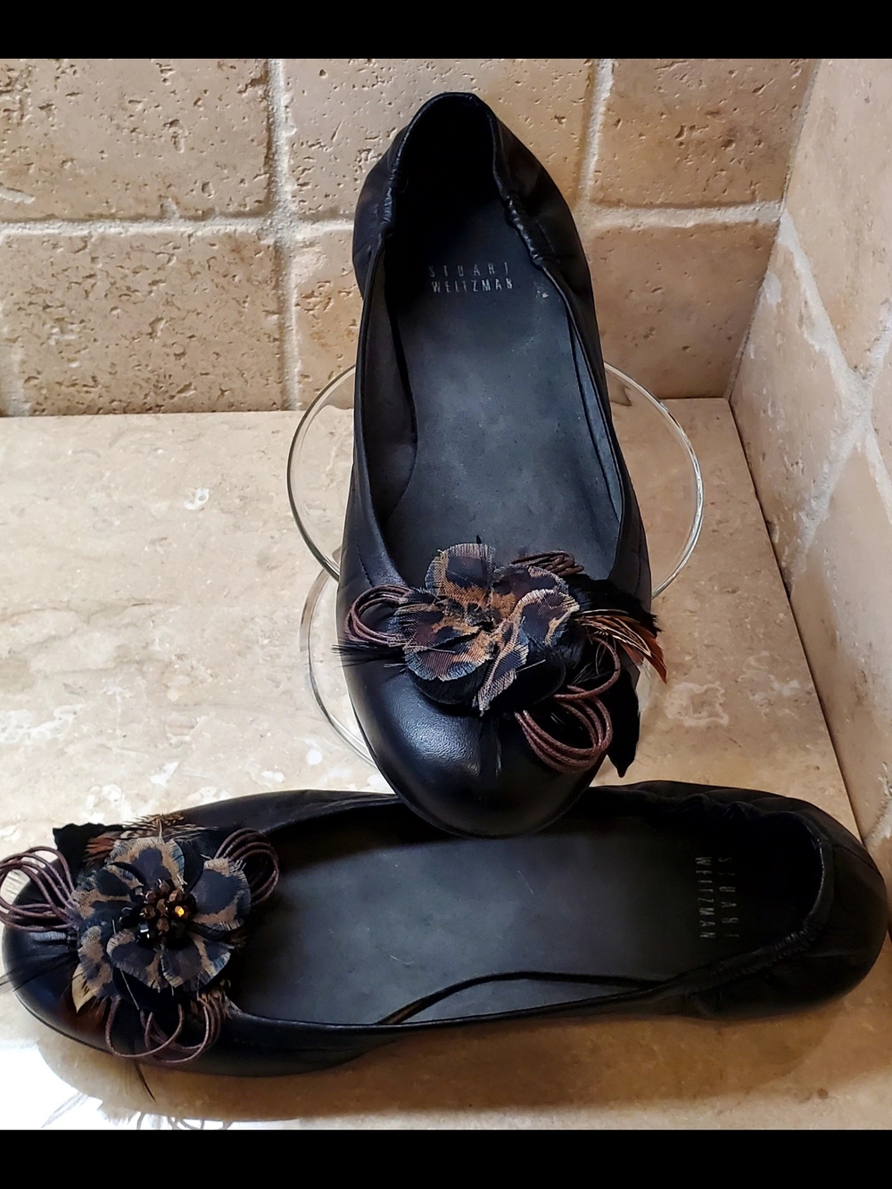 Stuart Weitzman Black Leather Floral Feather Accent Ballet Flats 7.5M